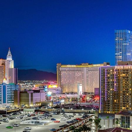 Mgm Signature-15-717 F1 Track & Strip View Balcony Las Vegas Bagian luar foto