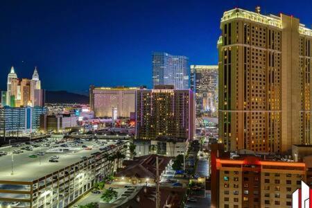 Mgm Signature-15-717 F1 Track & Strip View Balcony Las Vegas Bagian luar foto